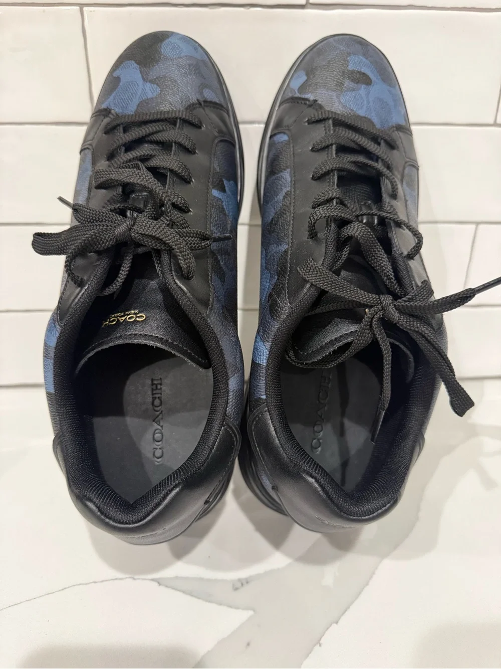 Coach Men's Blue and Black Camo Low-Top Sneakers
